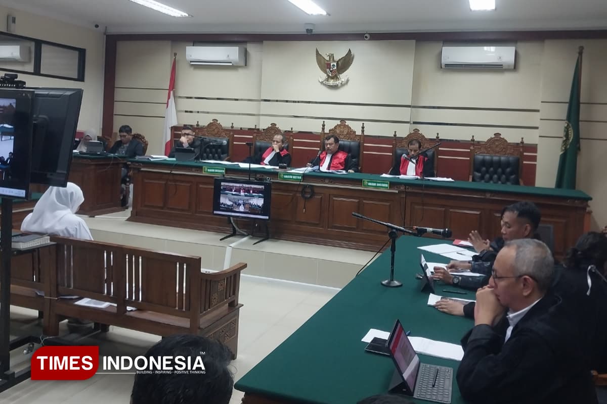 Jadi Saksi Sidang Tipikor, Khofifah Jelaskan Alur Aspirasi Pokir hingga Realisasi APBD